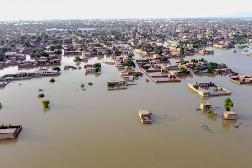الفيضانات تغمر “ثلث” باكستان 20220830071955afpp-afp_32ha7bt.h-scaled