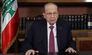 الرئيس اللبناني يؤكد بلوغ مفاوضات ترسيم الحدود البحرية مع إسرائيل “مراحلها الأخيرة”
