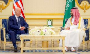 نيويورك تايمز: الإجراءات الانتقامية ضد السعودية لن تحقق مكاسب سياسية بل ستضر المستهلك الأمريكي