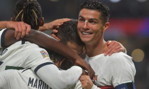 البرتغال تواصل مشوارها للظفر باللقب.. ورونالدو: لم ينتهِ مشواري بعد