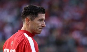 هل يلاقي ليفاندوفسكي النجاح أخيراً مع منتخب بولندا؟