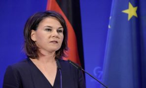 وزيرة الخارجية الألمانية: العقوبات الأوروبية ترسل إشارة لا لبس فيها للنظام الإيراني
