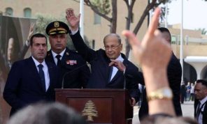 في ذكرى الاستقلال.. لبنان يواجه أزمة اقتصادية وفراغا رئاسيا