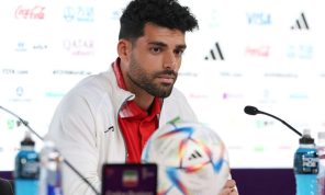 طارمي يؤكد أن المنتخب الإيراني لم يتعرّض “لأي ضغط”