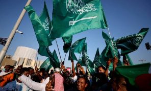 عقب الفوز على الأرجنتين.. احتفالات عارمة في السعودية والأربعاء عطلة رسمية