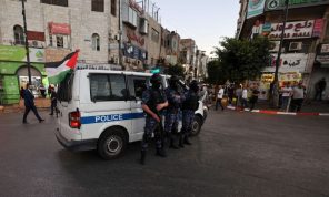 تقرير إستراتيجي يطالب بتحويل دور “السلطة الفلسطينية” إلى خدمي وإداري فقط