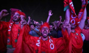في أرض عربية ملحمة مغربية تكتب بدموع الفرح!