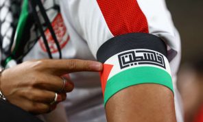 ذي أثليتك: النزاع الفلسطيني- الإسرائيلي يطغى على كأس العالم 2022- (صور وفيديو)