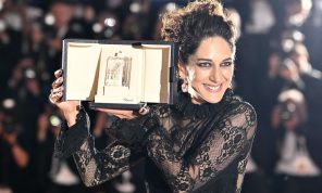 الممثلة الإيرانية زار أمير إبراهيمي هربت من بلادها خوفاً من “فضيحة”.. وتجسد تجربتها الشخصية في فيلم “عنكبوت مقدس”