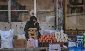 مساعدات دولية للسوريين بطعم الابتزاز الروسي والأسد هو الرابح
