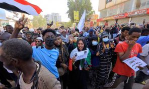 السودان: تضارب حول توقيع التسوية السياسية بعد خلاف الجيش و«الدعم السريع»