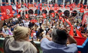 تونس.. مقتل 5 بينهم منفذ العملية في هجوم قرب كنيس يهودي في جربة- (فيديو)