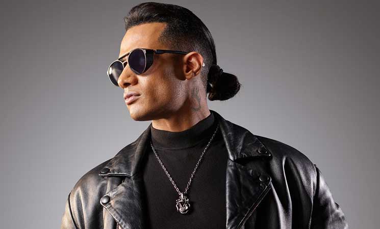 Mohamed Ramadan với “diện mạo” khác biệt và đôi giày táo bạo - (ảnh và video)