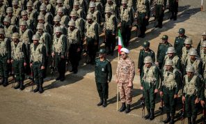 صاندي تايمز: الحرس الثوري الإيراني تهديد على بريطانيا وجواسيسه يستخدمون عصابات الإجرام لملاحقة المعارضة