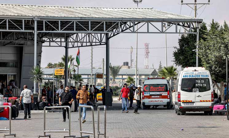 ضربة جوية قرب معبر رفح الحدودي.. و”داخلية غزة” تؤكد: تهديدات إسرائيلية بقصفه