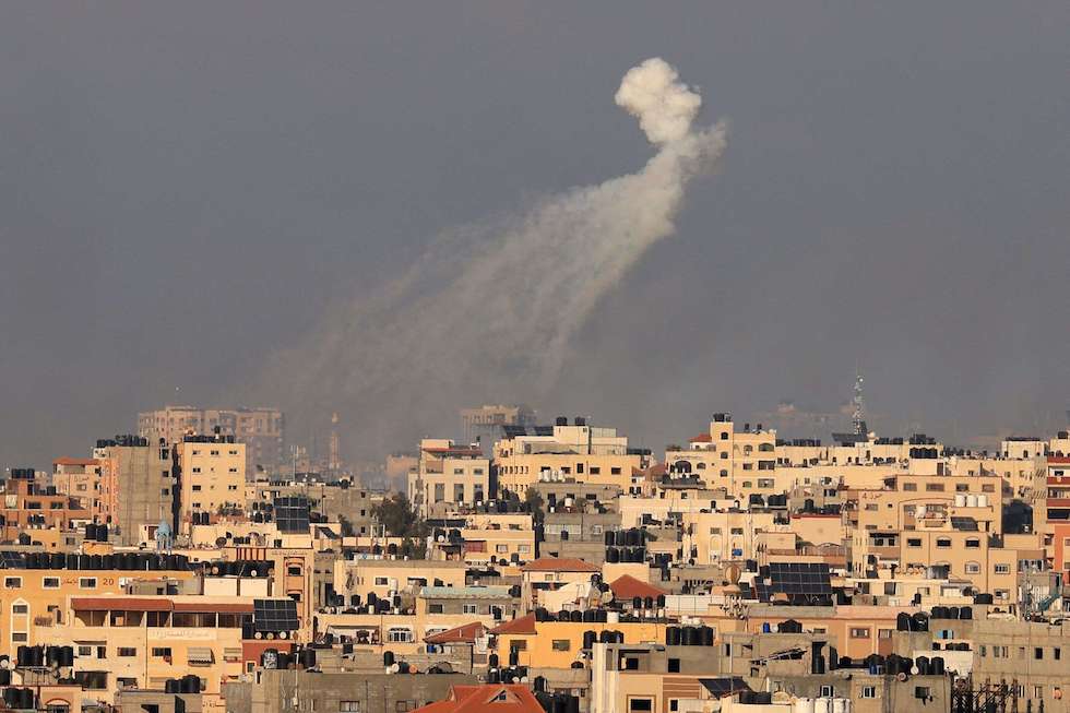 فلسطين: جيش الاحتلال استخدم الفوسفور الأبيض في قصف غزة- (فيديو)
