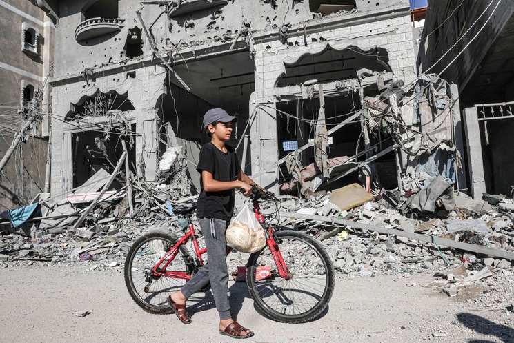 منظمة الصحة العالمية تحذر: المستشفيات في قطاع غزة على وشك الانهيار