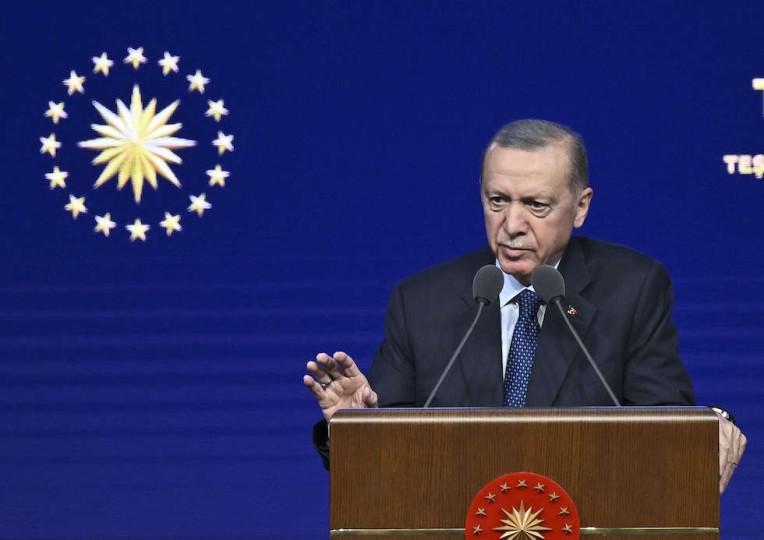 أردوغان: لا يمكن تفسير الهجمات ضد غزة التي وصلت حد المجزرة