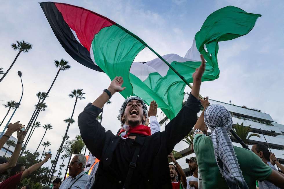 وقفة احتجاجية أمام مبنى الأمم المتحدة في الرباط دعما لغزة- (صور وفيديو)