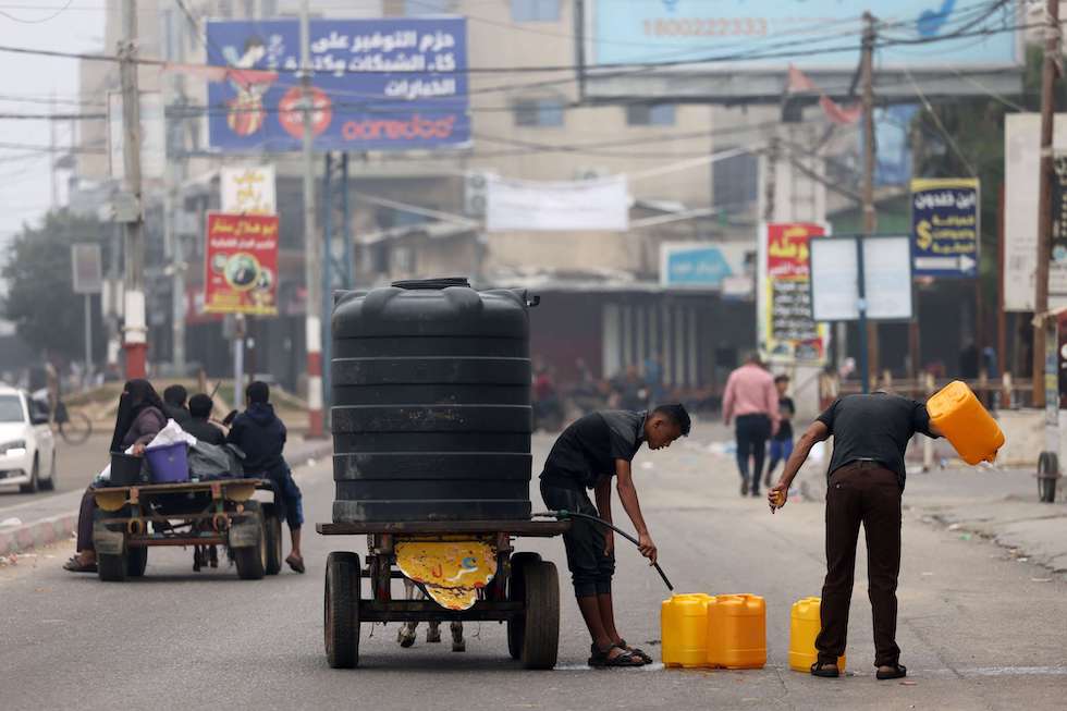 سلطات الاحتلال تعيد فتح الخط الثاني من أنابيب المياه لقطاع غزة