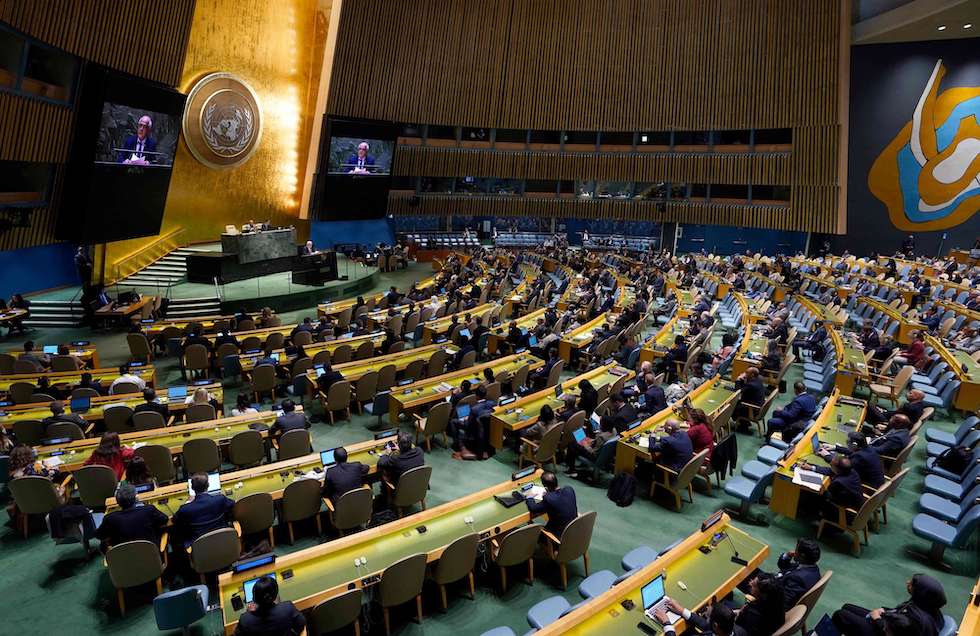 الجمعية العامة للأمم المتحدة تعقد دورة استثنائية طارئة حول غزة وتبحث مشروع قرار من المجموعة العربية