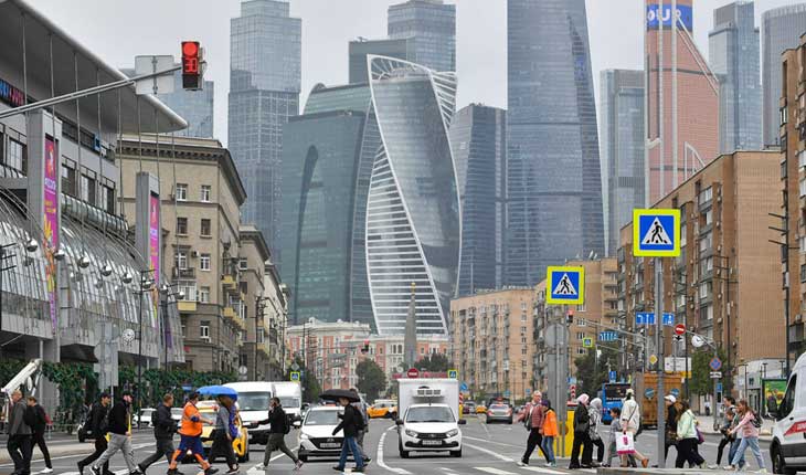 روسيا ترفع أسعار الفائدة للمرة الرابعة في 3 شهور لمواجهة التضخم وتراجع قيمة الروبل