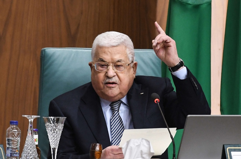 عباس يلتقي بالعاهل الأردني وبلينكن لوقف الحرب على غزة