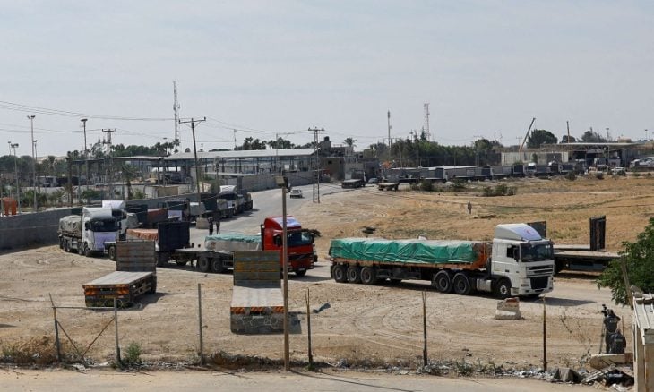 الأمم المتحدة: 33 شاحنة مساعدات إنسانية دخلت غزة الأحد
