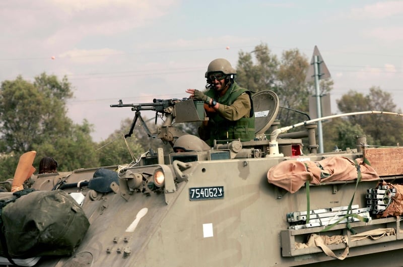مراقبون إسرائيليون يشككون بأهداف الحرب ويحذرون من الحملة البرية على غزة