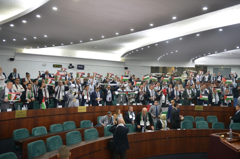 البرلمان الجزائري ينتفض لأجل فلسطين في جلسة استثنائية.. وعطاف يحمّل التراجع العربي مسؤولية العدوان الإسرائيلي