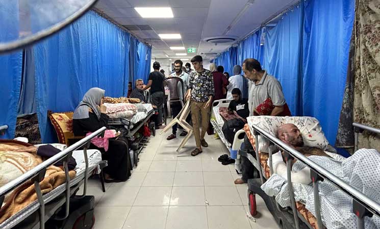 اشتباكات وقصف عنيف.. مستشفيات شمال غزة تحت النار