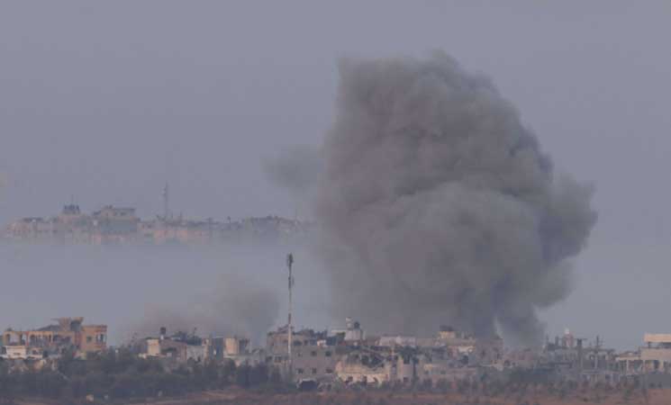 لليوم الـ36 على التوالي.. جيش الاحتلال الإسرائيلي يواصل قصف غزة- (فيديوهات)