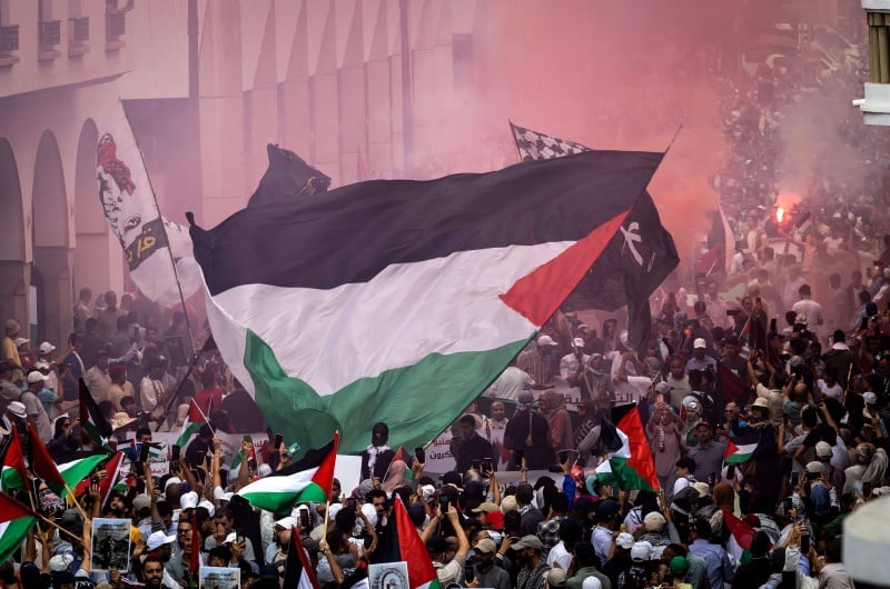 ليبراسيون: حرب غزة تخلط كل الأوراق جيوسياسيا وتهزّ العالم العربي