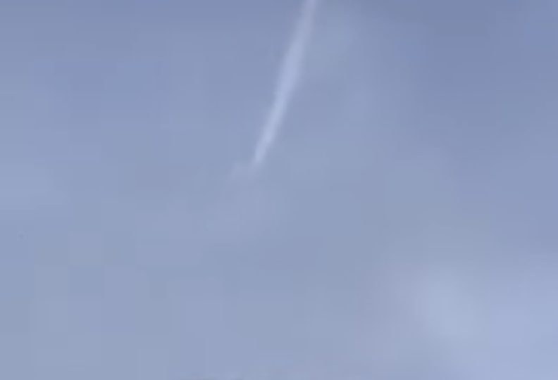 مقاتلة للاحتلال تسقط صاروخ كروز أطلق تُجاه إيلات- (فيديو)