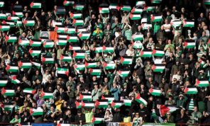 تغريم سيلتيك لرفع جماهيره الأعلام الفلسطينية في مباراة بدوري أبطال أوروبا