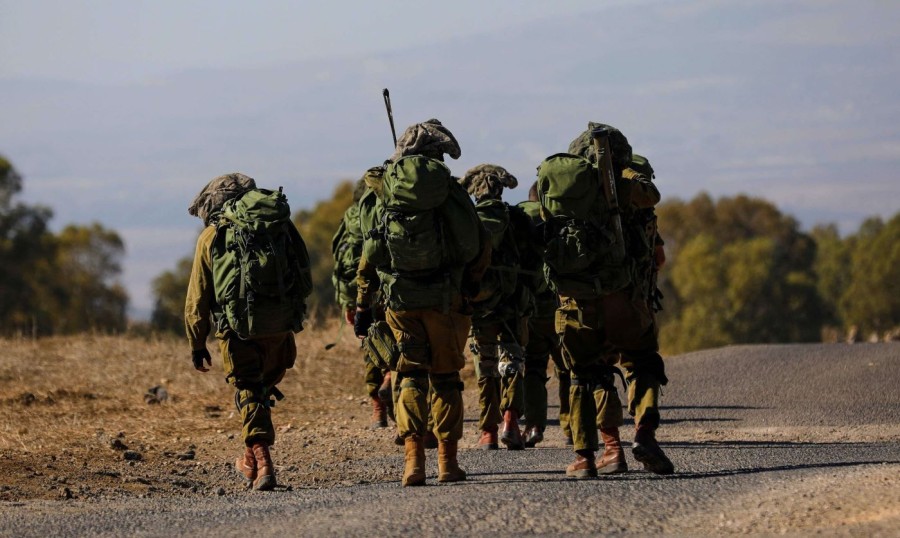 الجيش الإسرائيلي يعلن مقتل اثنين من ضباطه في غزة