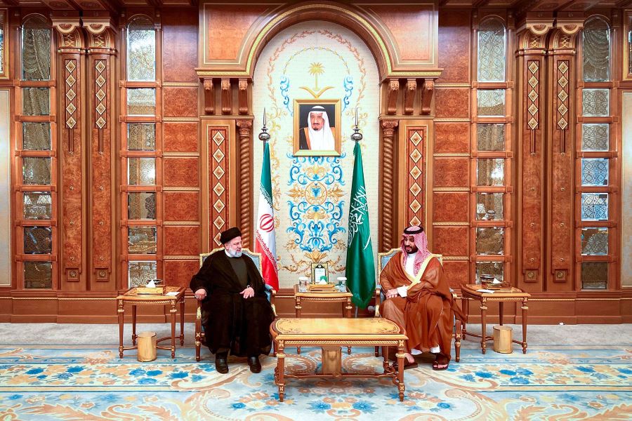 ولي العهد السعودي والرئيس الإيراني يلتقيان للمرة الأولى منذ اتفاق التقارب- (تغريدة)