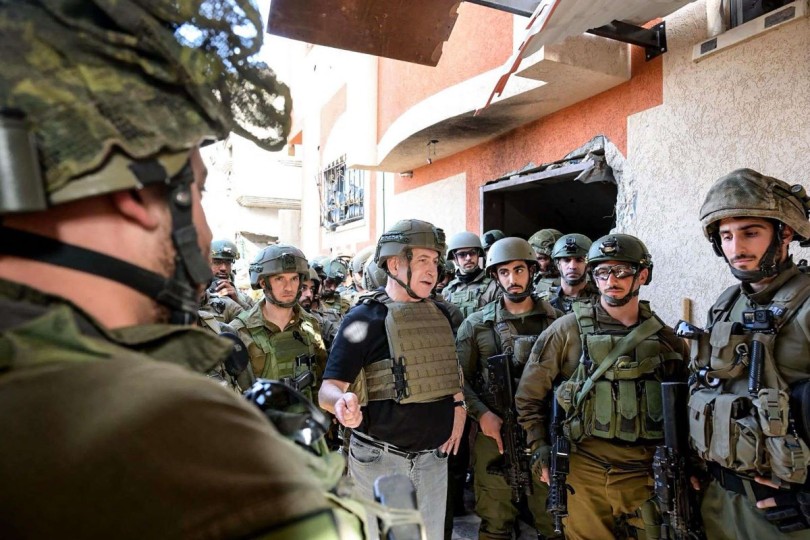 نتنياهو يلتقي بقوات الجيش الإسرائيلي داخل قطاع غزة- (فيديو)