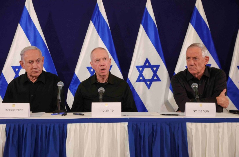 لقادة إسرائيل: لا تكرروا “7 أكتوبر” على أهالي المخطوفين برفضكم “الصفقة” مع حماس