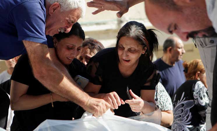 مسيحيون قلقون على مصير أحبائهم في قطاع غزة