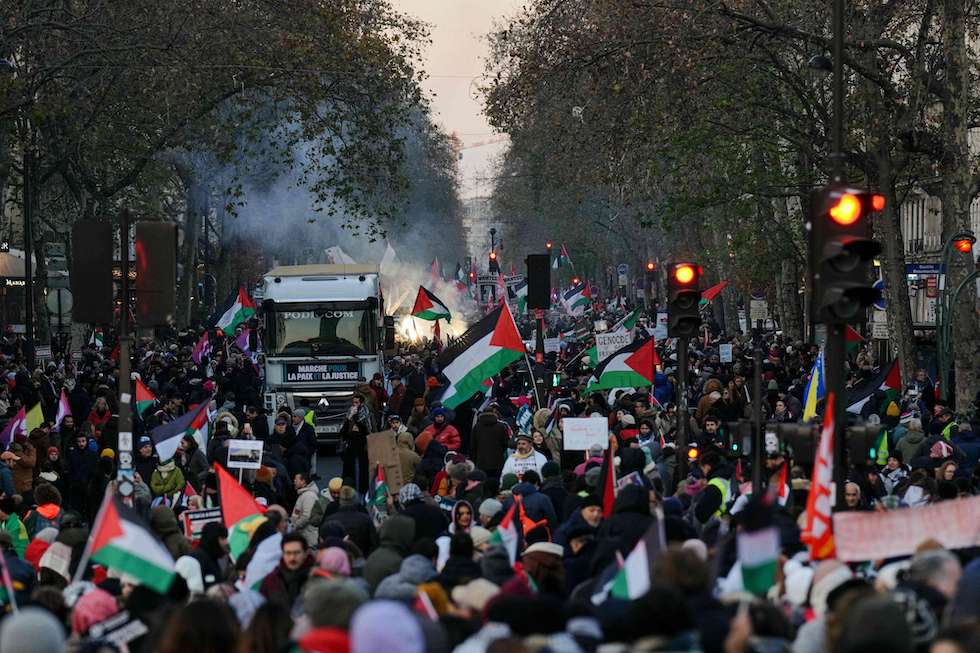 تظاهرة حاشدة جديدة دعما للفلسطينيين في باريس- (صور وفيديو)