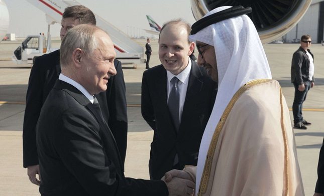 بوتين يصل إلى أبوظبي في إطار جولة نادرة للشرق الأوسط بهدف مناقشة النزاع الإسرائيلي الفلسطيني