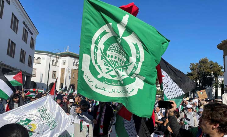 آلاف المغاربة يتظاهرون في الرباط تضامنا مع غزة 9ipj-7
