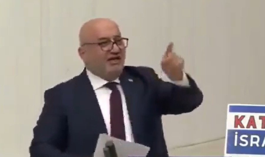 نائب تركي توقف قلبه عن الخفقان خلال حديثه عن الحرب على غزة- (فيديو)