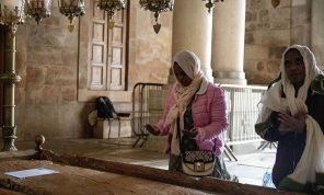 القدس في زمن الحرب والميلاد