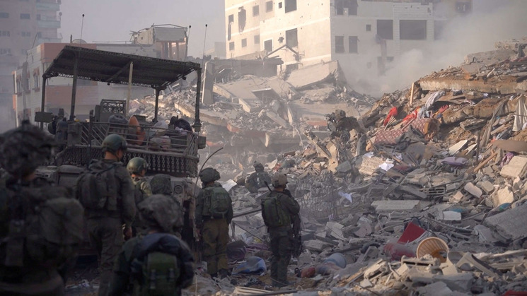 وسط اشتباكات.. جيش الاحتلال الإسرائيلي يتوغل مجددا بغزة وشمال القطاع