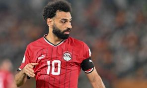 محمد صلاح يرد على منتقديه ويؤكد مساعيه لمواصلة مشواره مع الفراعنة- (تغريدات)