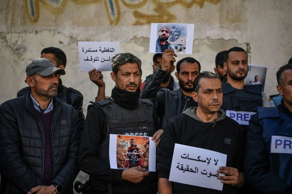وقفة احتجاج للصحافيين في غزة 4-42