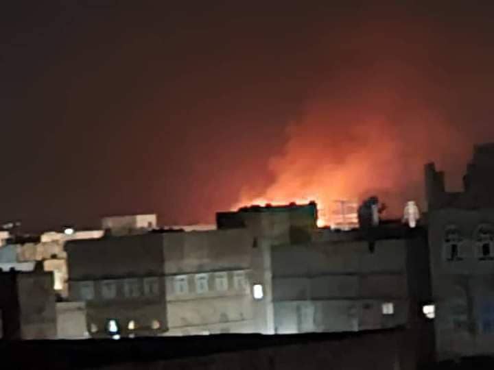 قصف أمريكي- بريطاني يستهدف صنعاء.. وجماعة الحوثي تعلن مهاجمة سفينة مملوكة للولايات المتحدة – (فيديو)