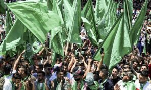 “حماس” و”الجهاد الإسلامي” تدينان الهجوم الأمريكي البريطاني على اليمن